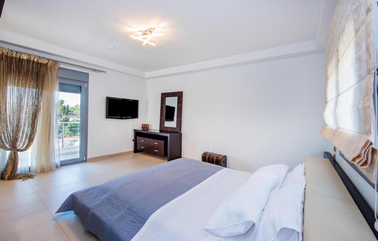 Dias Luxury Villa Koskinou  Екстериор снимка